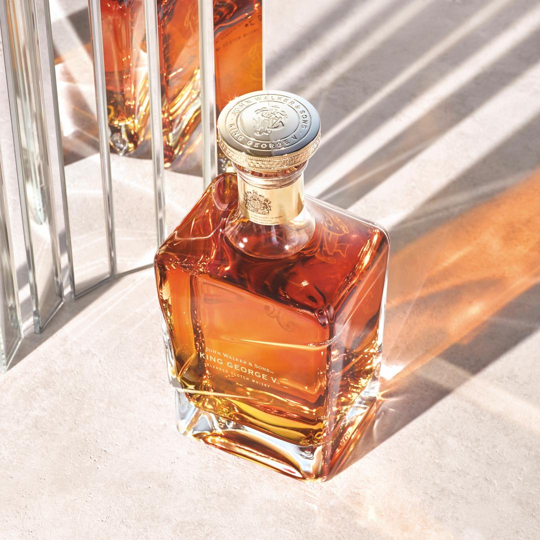 JOHN WALKER & SONS KING GEORGE V BLENDED SCOTCH WHISKY, LIMITED EDITION 2021 LUNAR NEW YEAR